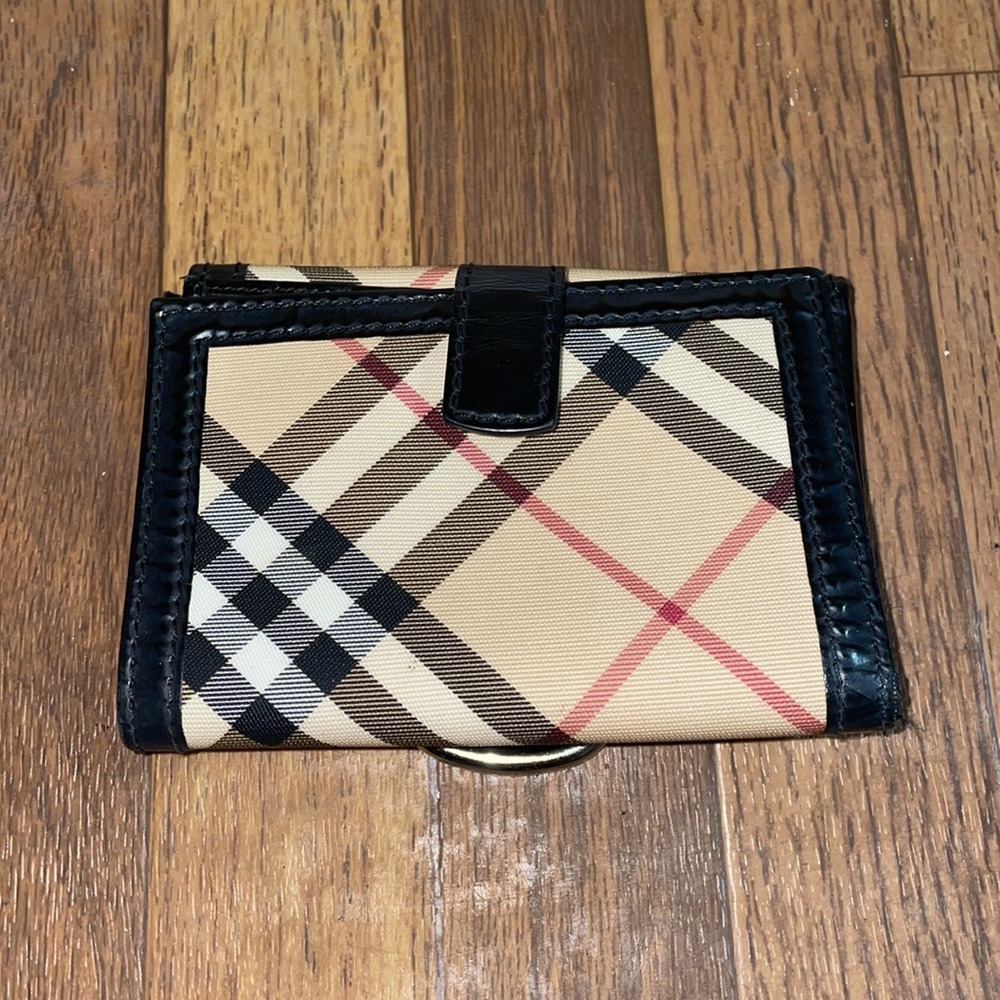 Burberry London - Picture 3 of 12